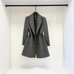 پالتو Tani ذغالی